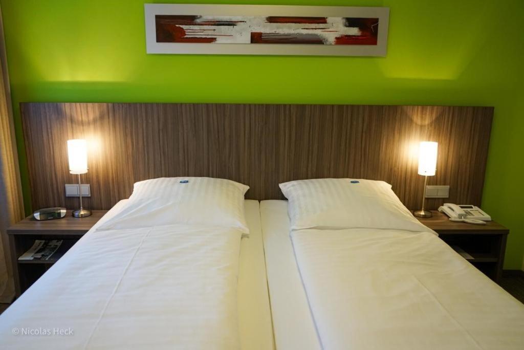 Hotel Ambiente Walldorf Walldorf  Eksteriør billede