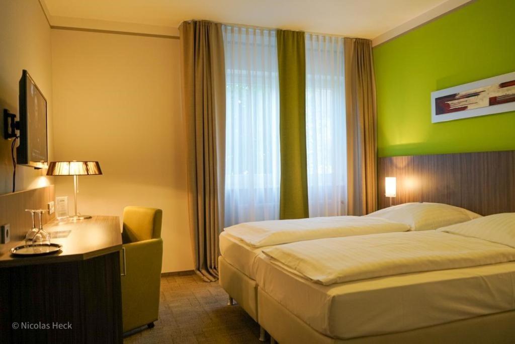 Hotel Ambiente Walldorf Walldorf  Eksteriør billede