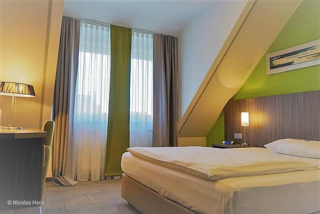 Hotel Ambiente Walldorf Walldorf  Eksteriør billede