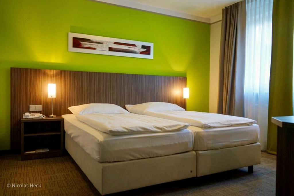 Hotel Ambiente Walldorf Walldorf  Eksteriør billede