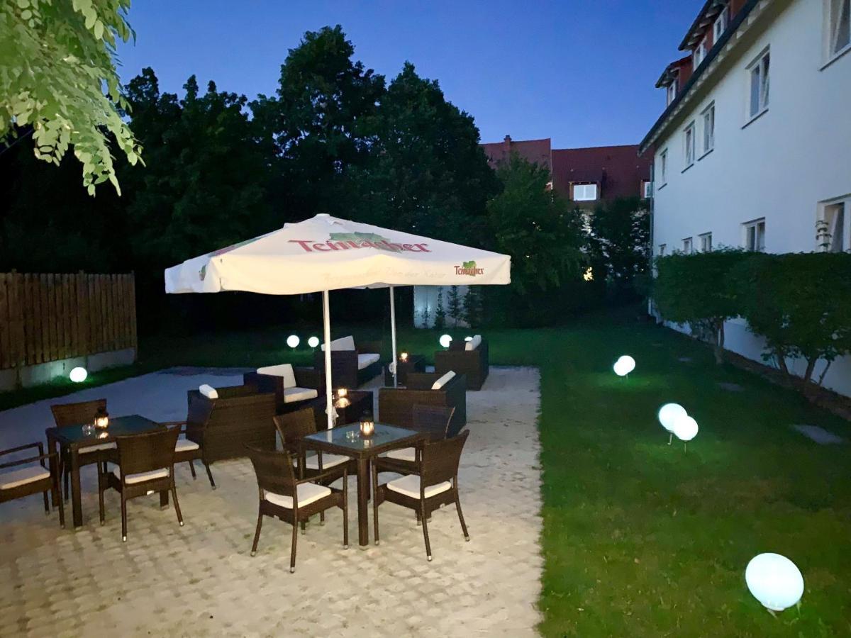 Hotel Ambiente Walldorf Walldorf  Eksteriør billede